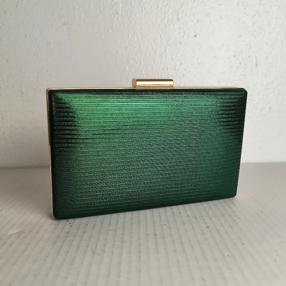 Shimmer Emerald Gold Tone Satin Evening Clutch Square Bag Metal Strap